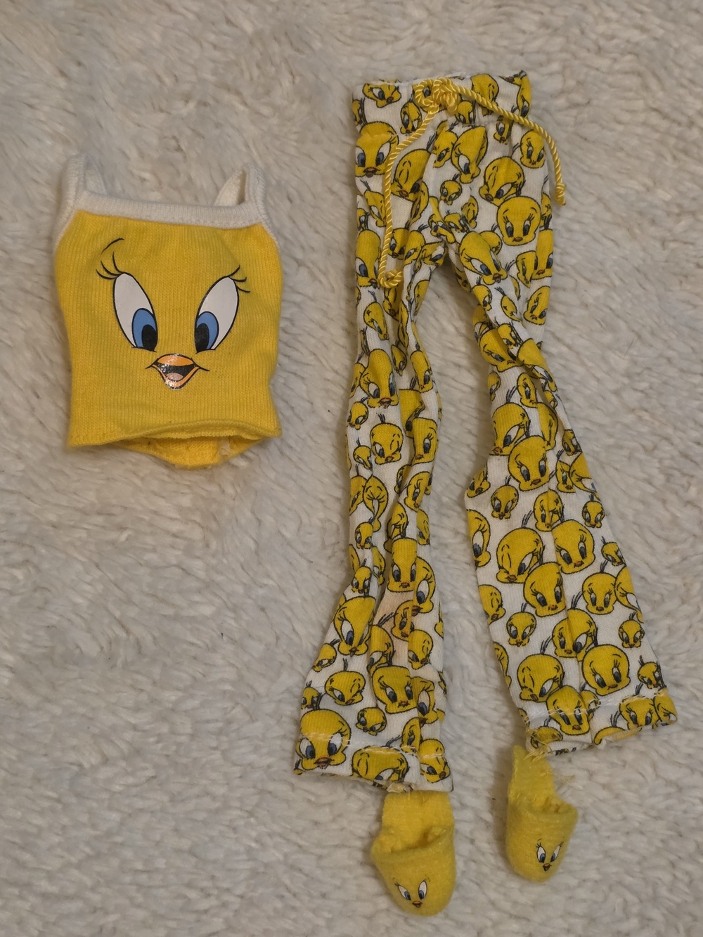 Barbie Yellow Tweety Face Tank Top and Printed Leggings Set